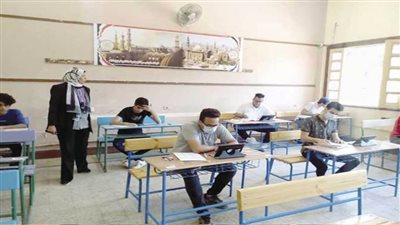 التعليم : 19 حالة نشر وغش إلكتروني بامتحانات الثانوية العامة اليوم