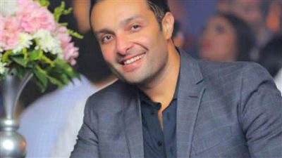 شقيق ياسمين عبد العزيز يتوعد مروجي شائعات توتر علاقتهما