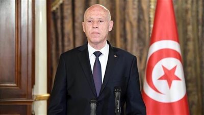 الرئيس التونسي ساخرا من الإخوان: من يصف القرارات بالانقلاب عليه العودة للصف الأوّل من الابتدائي