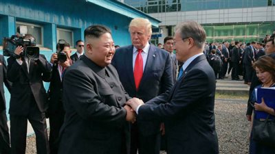 زعيما الكوريتين يتفقان على إعادة كل قنوات الاتصال واستعادة الثقة المتبادلة بين البلدين
