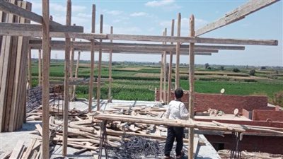 المنيا تواصل حملات إزالة التعديات على الأراضي الزراعية وأملاك الدولة ورفع 130 طن مخلفات صلبة