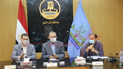 محافظ كفر الشيخ يستعرض 585 مشروعًا لـ