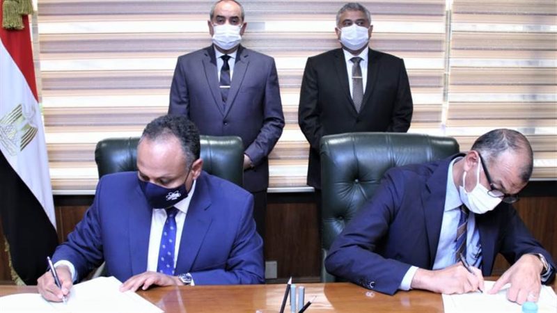 خلال توقيع بروتوكول