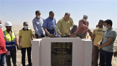 محافظ أسيوط يضع حجر أساس مشروع محطة معالجة الصرف الصحي ببني غالب