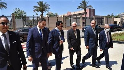 وزير الشباب والرياضة ومحافظ بورسعيد يشهدان ختام ملتقى رياضي للمرأة والرواد ببورسعيد