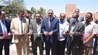 رئيس جامعة سوهاج يضع حجر الأساس لتنفيذ وحدات البيوجاز بمزرعة كلية الزراعة