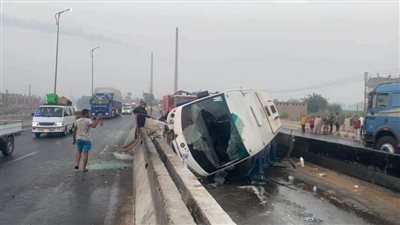 بالأسماء.. إصابة ١٩ في انقلاب أتوبيس مدرسة بالدقهلية