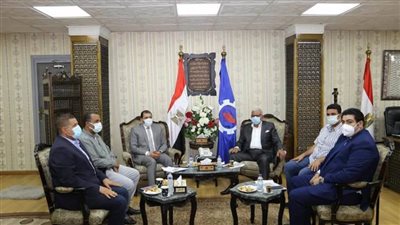 محافظ السويس  ونائب رئيس مجلس الدولة..يناقشان إقامة مجمع محاكم لمجلس الدولة بالمحافظة
