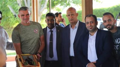 المجد السكندري يحتفل بعيد ميلاد كارتيرون المدير الفني للزمالك.. (صور)