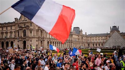 مظاهرات في فرنسا اعتراضا على 