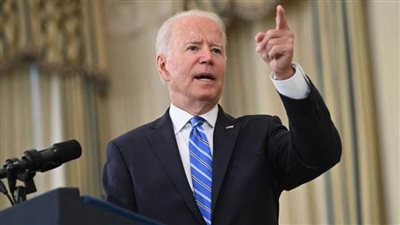 صحيفة: الاحتجاجات الشعبية والقمع العنيف بإيران تضع سياسة بايدن على المحك