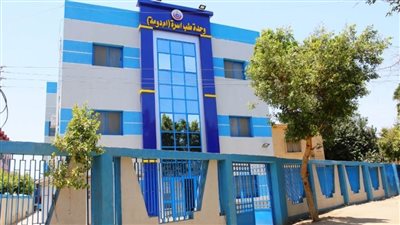 وحدة لطب الأسرة طبقًا للتأمين الصحي الشامل بقرية أم دومة بسوهاج