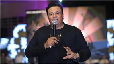 فيديو.. محمد فؤاد حديث السوشيال ميديا بوزنه الزائد