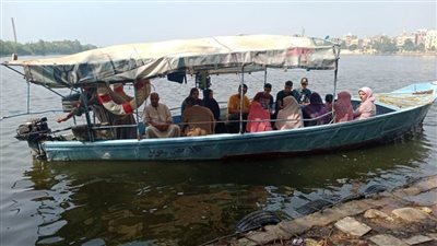 إيقاف ٣ معديات مخالفة لشروط التراخيص في حملة بالبحيرة