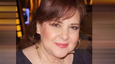 هل بالفعل ستلجأ دلال عبد العزيز لزراعة رئة؟