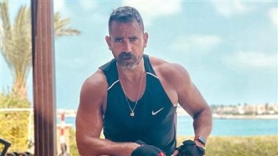 الفنان محمد هنيدي يظهر بفورمة أمير كرارة في الساحل