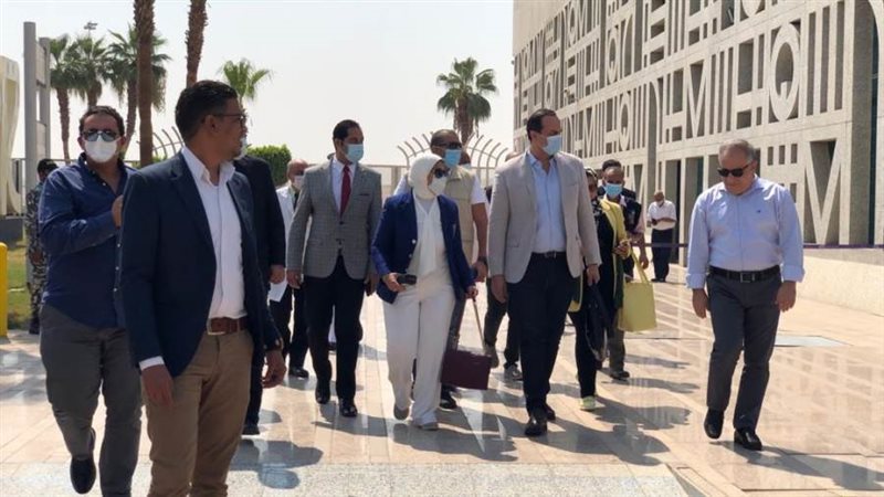 وزيرة الصحة هالة