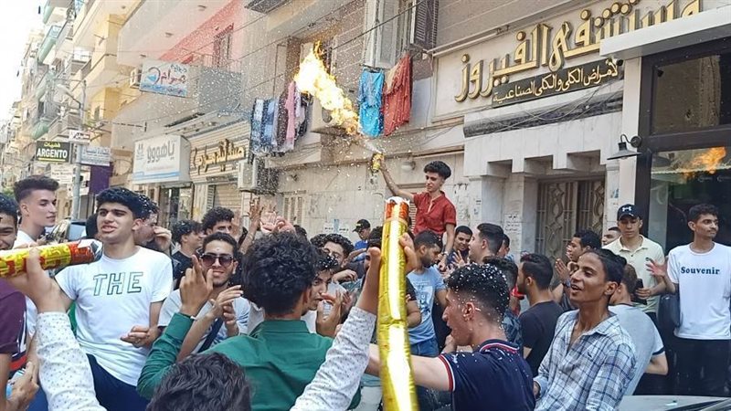 احتفالات الطلاب