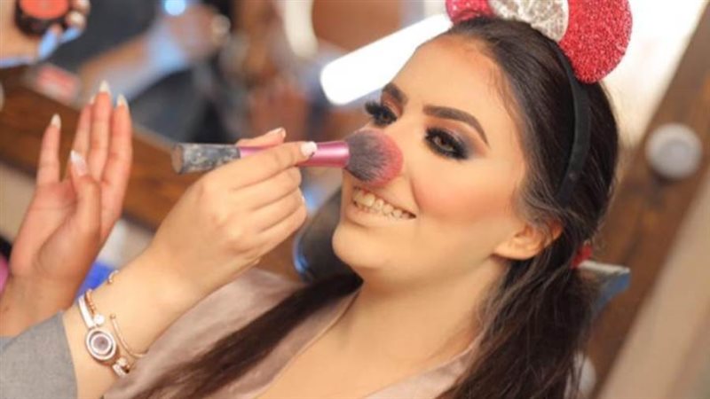 تنظيف البشرة شرط