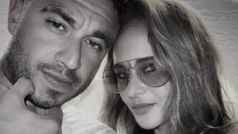 نيللي كريم وخطيبها