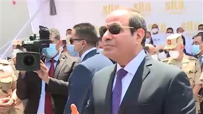 الرئيس السيسي يحث المواطنين على المحافظة على الأراضي الزراعية