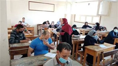 26 ألف مواطن يتقدمون لامتحانات محو الأمية وتعليم الكبار بالبحيرة