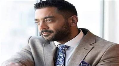 8 سبتمبر استئناف فلوكس على حبسه سنة للسب والقذف