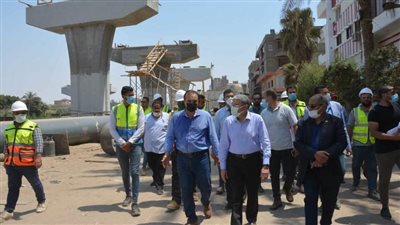 محافظ المنيا يتفقد أعمال إنشاء كوبري ملوي على الإبراهيمية بـ290 مليون جنيه