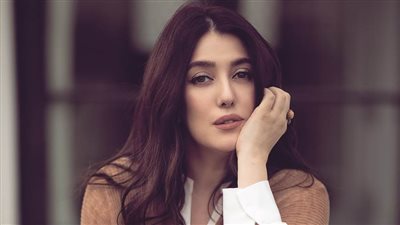 كندة علوش بدون ميكاب.. ماذا قال عمرو يوسف؟