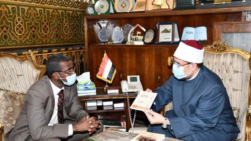 وزيرا الأوقاف المصري
