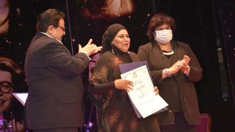 الفنانة فتحية طنطاوي