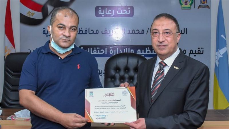 اللواء محمد الشريف