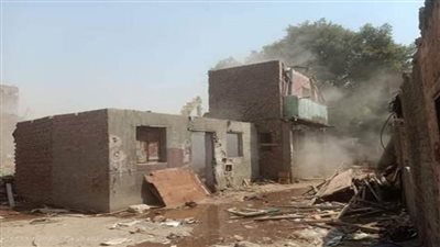 محافظة القاهرة: المضى قدما فى إستكمال أعمال الإزالة الجارية بمنطقة عزبة أبو قرن والانتهاء من إزالة ٥٧ عقارا