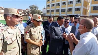حياة كريمة.. محافظ البحيرة وقائد المنطقة الشمالية ومدير الأمن يتابعون معدلات تنفيذ المشروعات