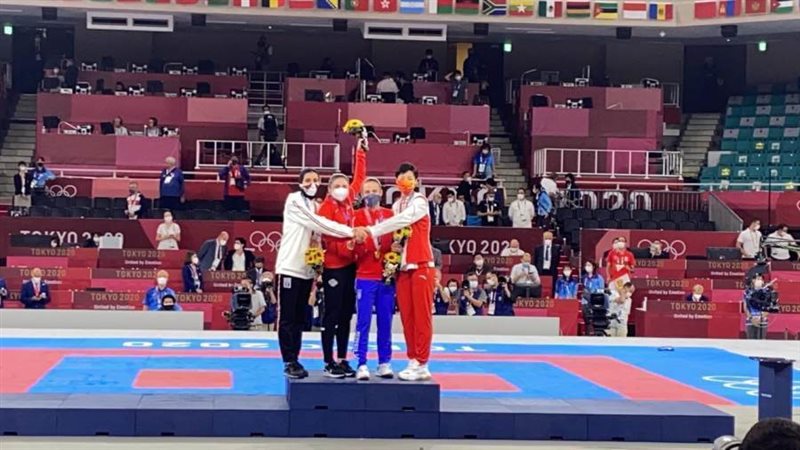 تتويج جيانا فاروق