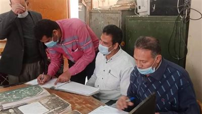 محافظ سوهاج يحيل 139 موظفا بمستشفى طهطا للتحقيق