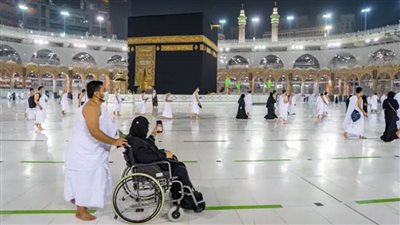 السعودية تستقبل طلبات العمرة بدءًا من محرم 