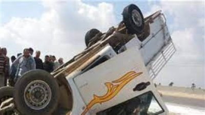 إصابة 3 أشخاص في حادث تصام سيارتين بطريق أسيوط الصحراوي الشرقي