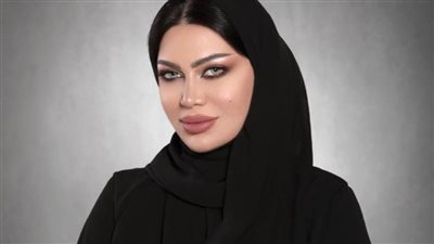 أخطاء شائعة ترتكبينها عند وضع أحمر الشفاه.. تجنبيها