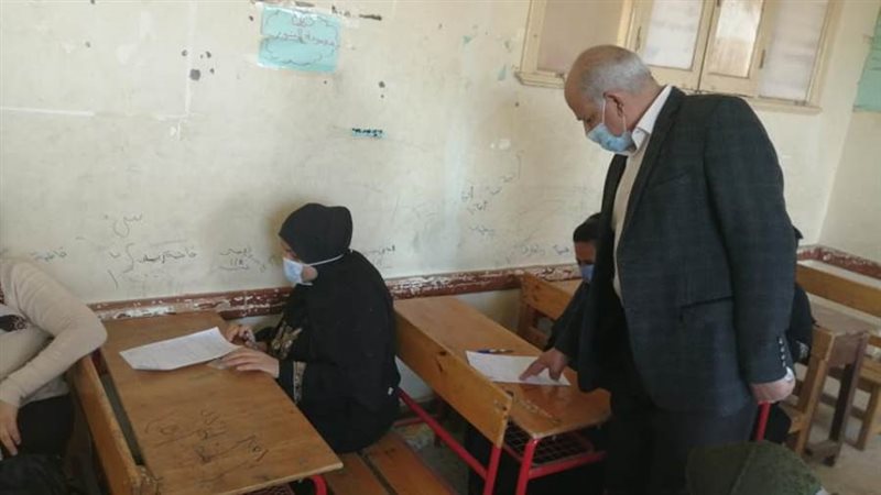 رئيس هيئة محو الأمية