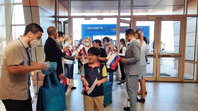 استقبال حافل من موظفى