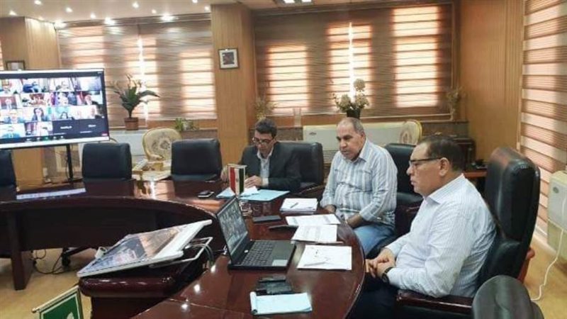 محافظ الشرقية خلال