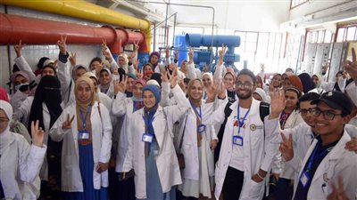 رحلة تعريفية لطلاب كلية الزراعة للتعرف على مراحل تنقية المياه بسوهاج