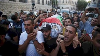 مسيرة حاشدة في جنين بعد استشهاد شاب متأثرًا برصاص القوات الإسرائيلية