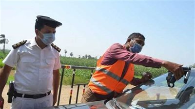 سحب 3203 رخص سيارات لعدم تركيب الملصق الإلكتروني