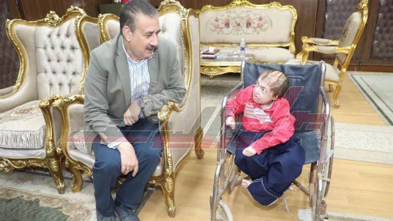 محافظ المنوفية يستقبل