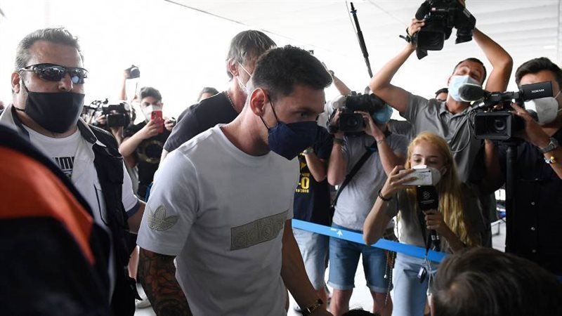 ميسى فى طريقه من