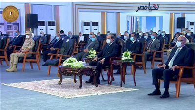 الرئيس السيسي يشهد افتتاح عدد من المشروعات السكنية المتنوعة بمدينة بدر