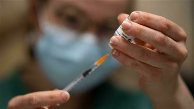 10 ملايين فرنسى تلقوا الجرعة الأولى من اللقاح المضاد لكورونا بعد خطاب ماكرون