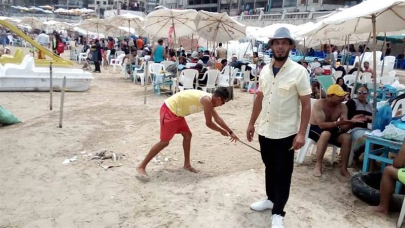 تنظيف الشواطئ